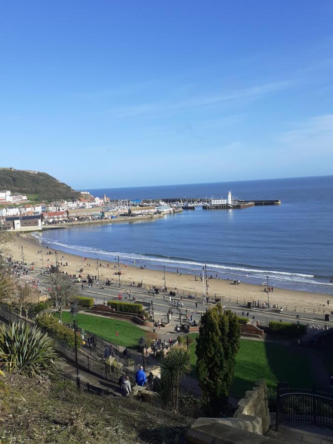The Beaches Scarborough Exterior photo