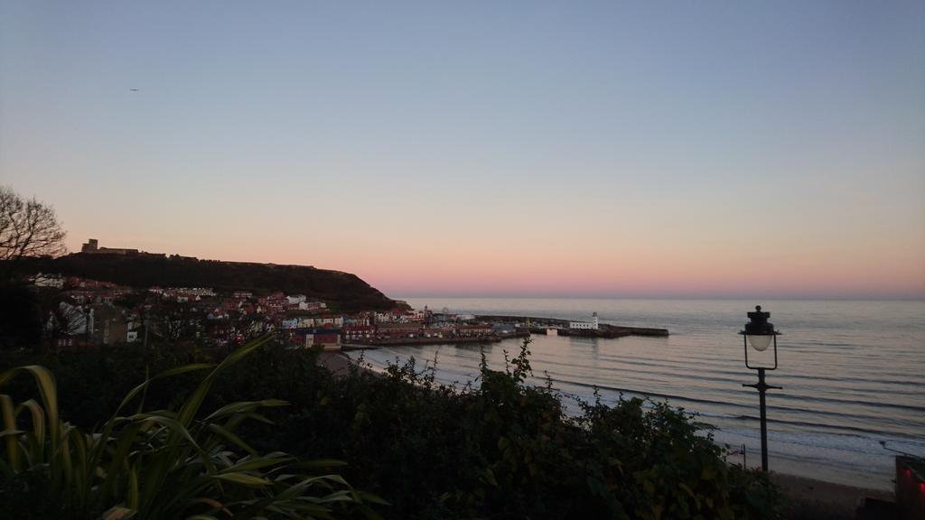 The Beaches Scarborough Exterior photo